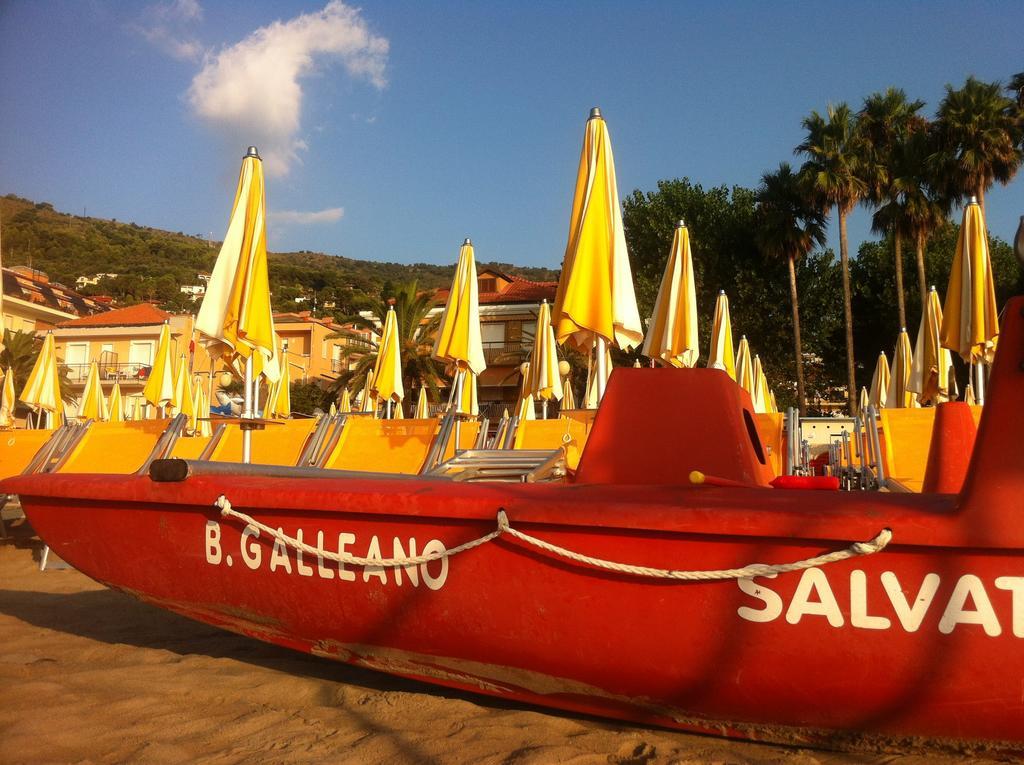 Hotel Galleano Laigueglia Eksteriør bilde